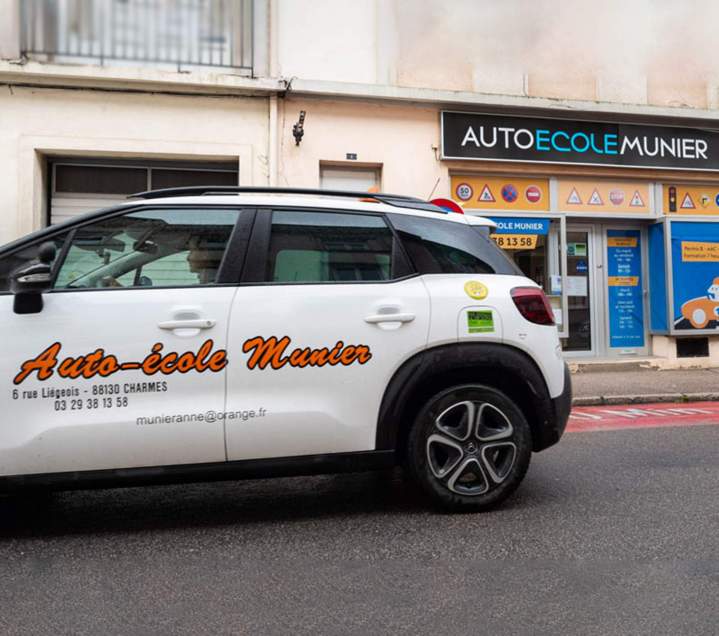 Permis boîte auto à Charmes